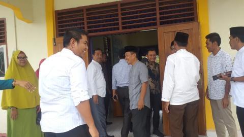 kunjungan kabid pembinaan SMA 3